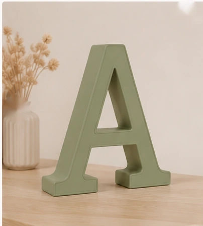 Decor letter M